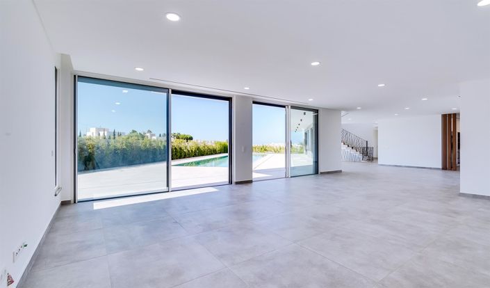 Image No.64-4 Bed House for sale