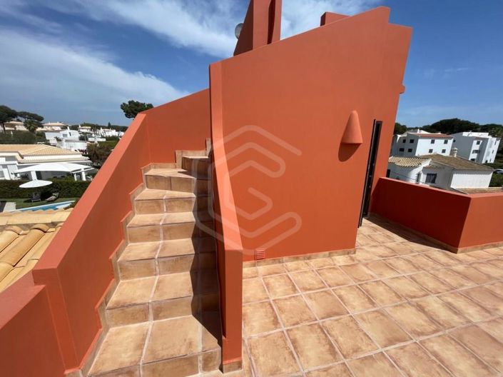 Image No.45-4 Bed House for sale