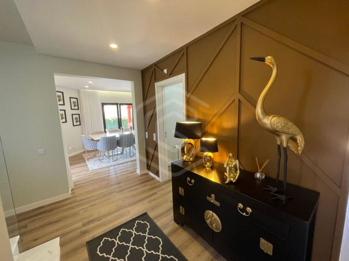 Image No.5-4 Bed House for sale