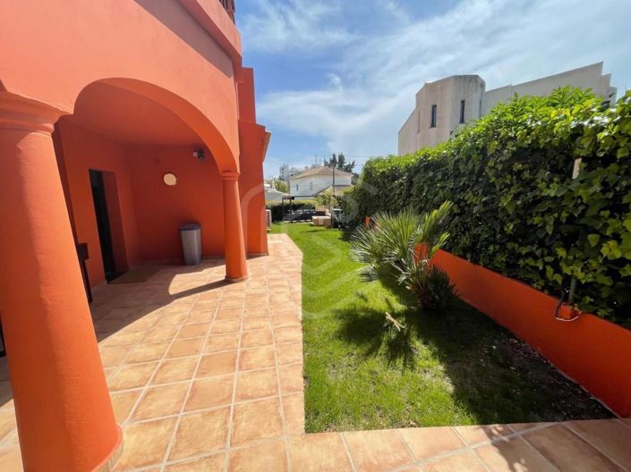 Image No.56-4 Bed House for sale