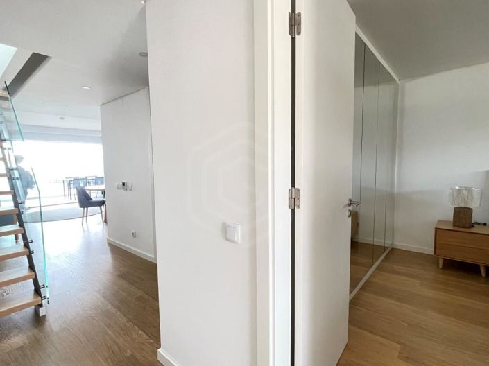 Image No.33-1 Bed Apartment for sale