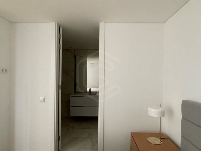 Image No.33-Apartment for sale