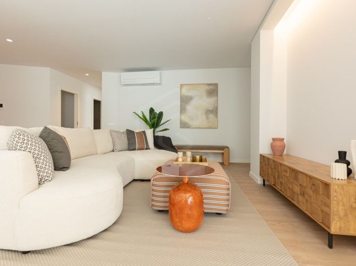 Image No.11-4 Bed Apartment for sale