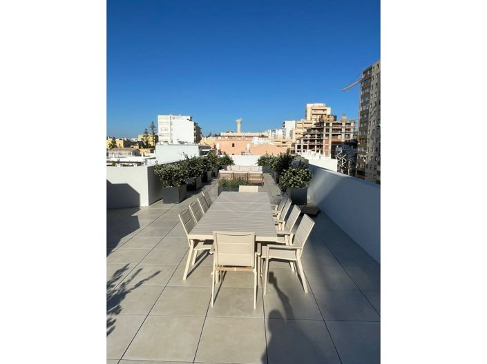 Image No.23-4 Bed Apartment for sale
