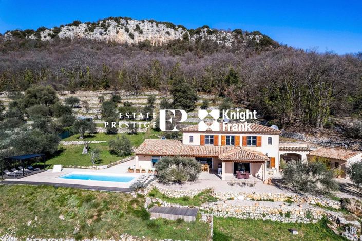 Image No.1-5 Bed House for sale