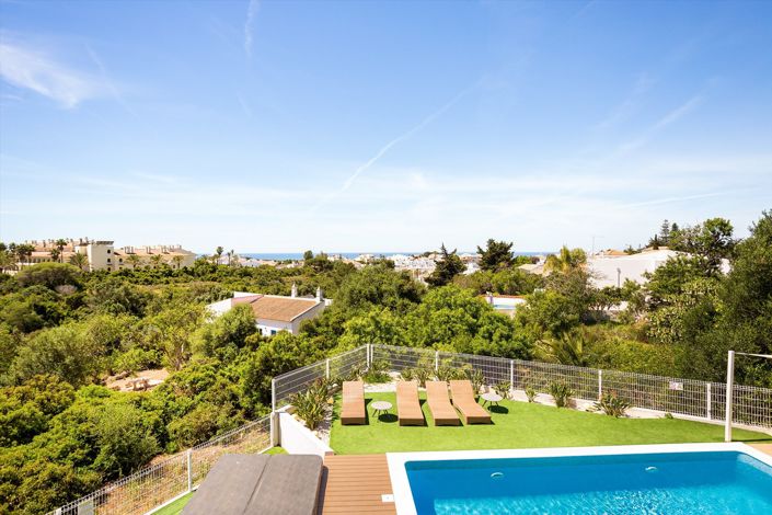 Image No.13-4 Bed House for sale