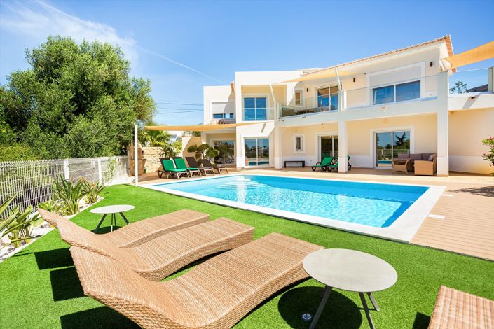 Image No.3-4 Bed House for sale