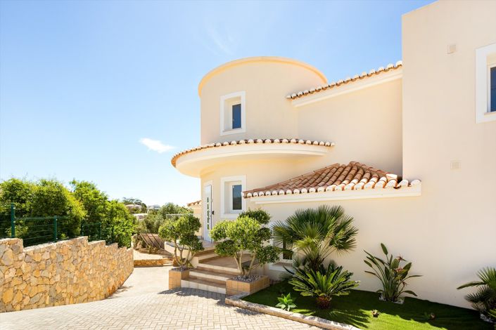 Image No.38-4 Bed House for sale