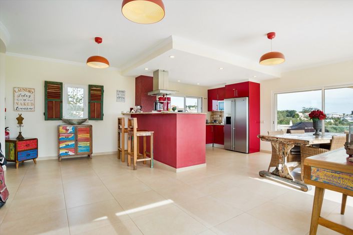 Image No.7-4 Bed House for sale