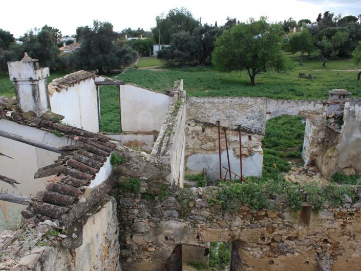 Image No.14-6 Bed House for sale