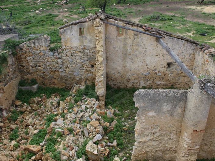 Image No.16-6 Bed House for sale