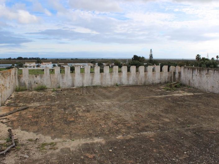 Image No.25-6 Bed House for sale