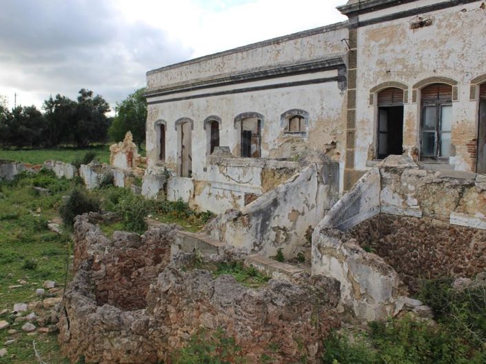 Image No.8-6 Bed House for sale