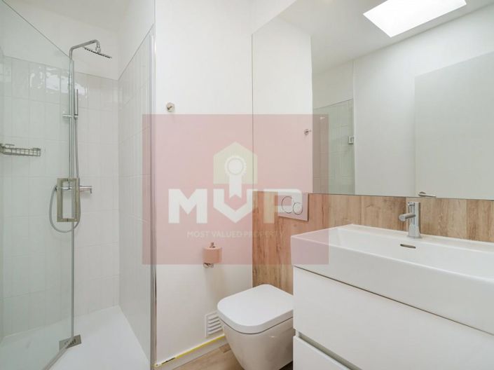 Image No.23-2 Bed House for sale