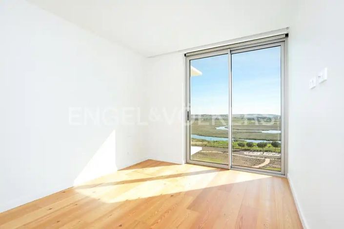 Image No.13-2 Bed Apartment for sale