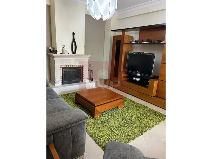 Image No.21-4 Bed House for sale