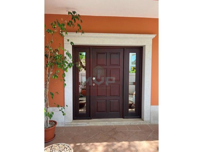 Image No.3-4 Bed House for sale