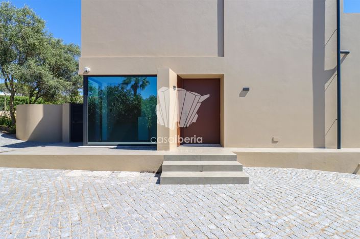 Image No.13-4 Bed House for sale