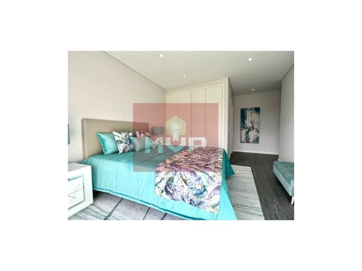 Image No.18-3 Bed Apartment for sale