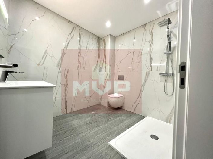 Image No.22-3 Bed Apartment for sale