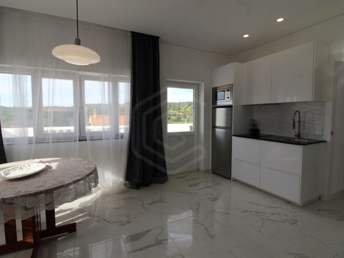 Image No.17-4 Bed House for sale