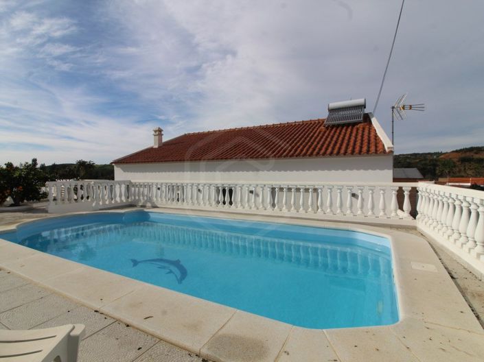 Image No.3-4 Bed House for sale