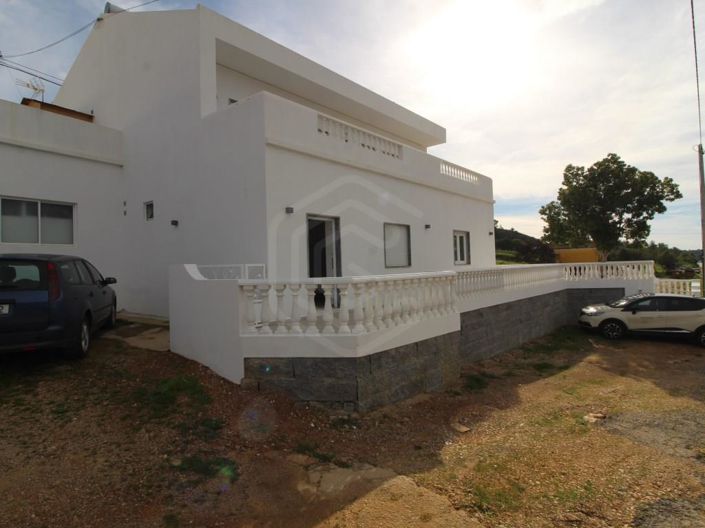 Image No.41-4 Bed House for sale