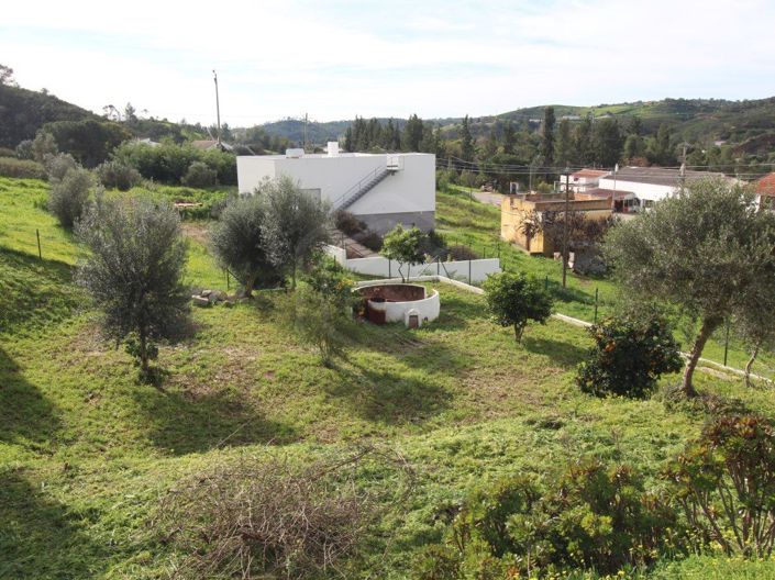 Image No.8-4 Bed House for sale