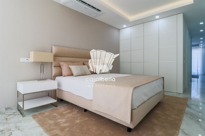 Image No.19-2 Bed Apartment for sale