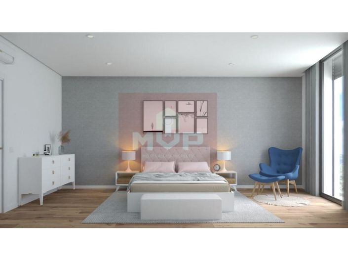 Image No.1-4 Bed Apartment for sale