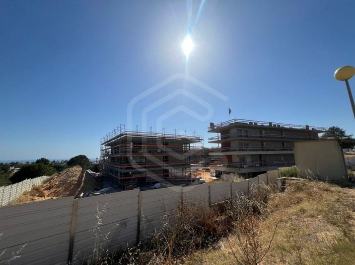 Image No.21-2 Bed Apartment for sale