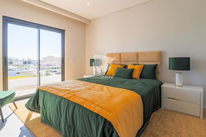 Image No.13-3 Bed Apartment for sale