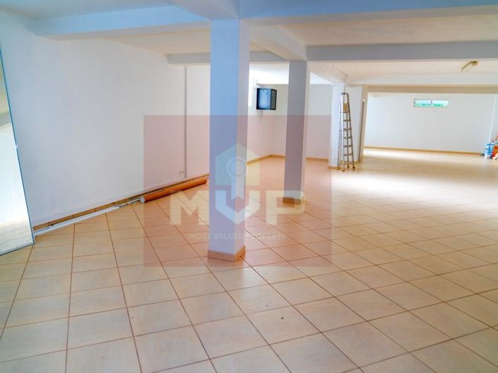 Image No.37-6 Bed House for sale