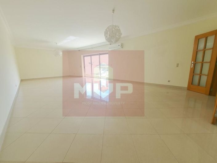 Image No.4-Appartement de 3 chambres à vendre à Loule