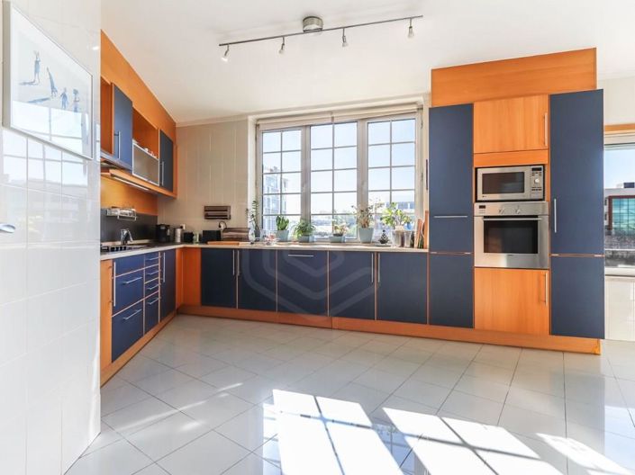 Image No.16-5 Bed Apartment for sale