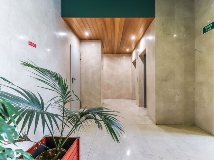 Image No.38-5 Bed Apartment for sale