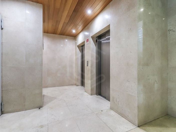 Image No.39-5 Bed Apartment for sale