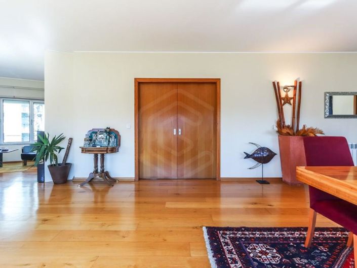 Image No.4-5 Bed Apartment for sale