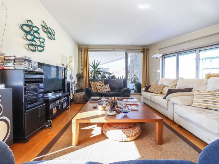 Image No.9-5 Bed Apartment for sale