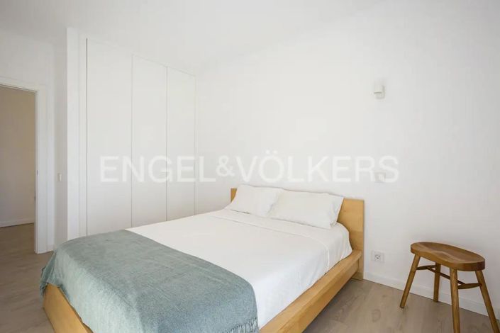 Image No.19-3 Bed House for sale