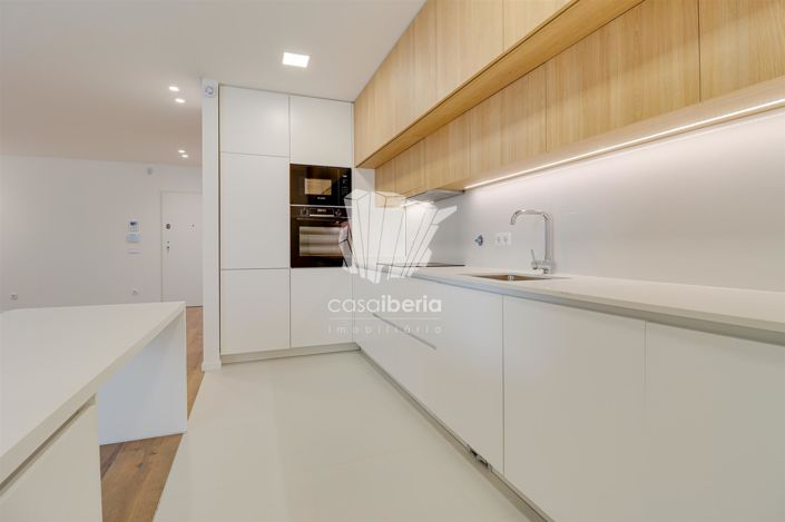 Image No.39-2 Bed Apartment for sale