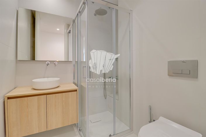 Image No.18-2 Bed Apartment for sale