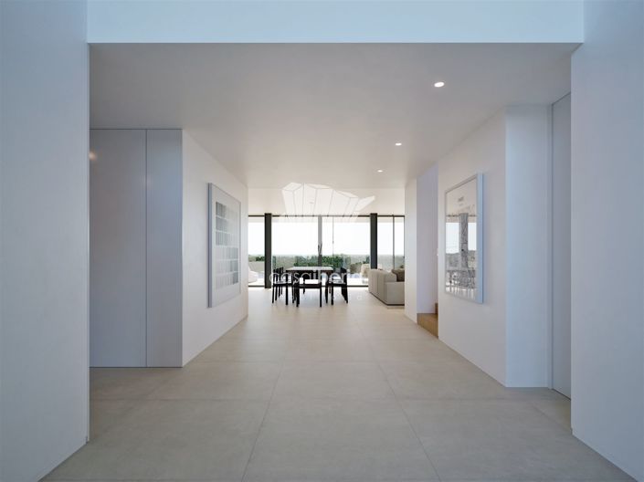 Image No.19-4 Bed House for sale