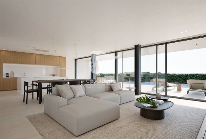 Image No.2-4 Bed House for sale