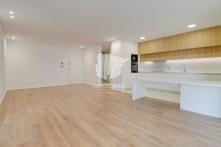 Image No.40-2 Bed Apartment for sale