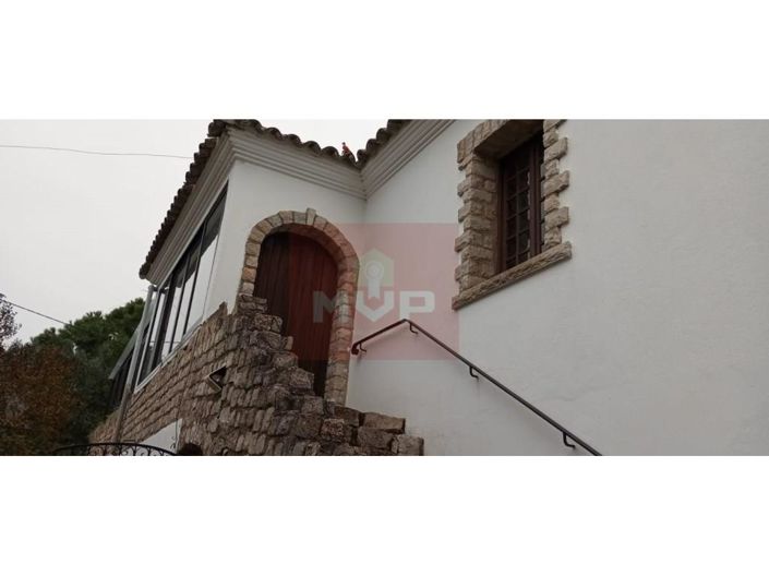 Image No.26-6 Bed House for sale