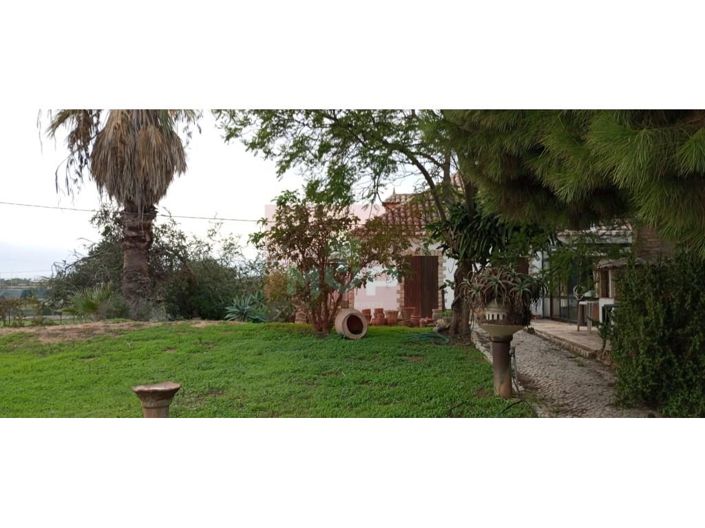 Image No.32-6 Bed House for sale