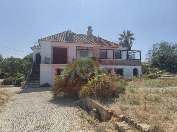 Image No.38-6 Bed House for sale