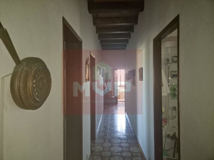 Image No.46-6 Bed House for sale