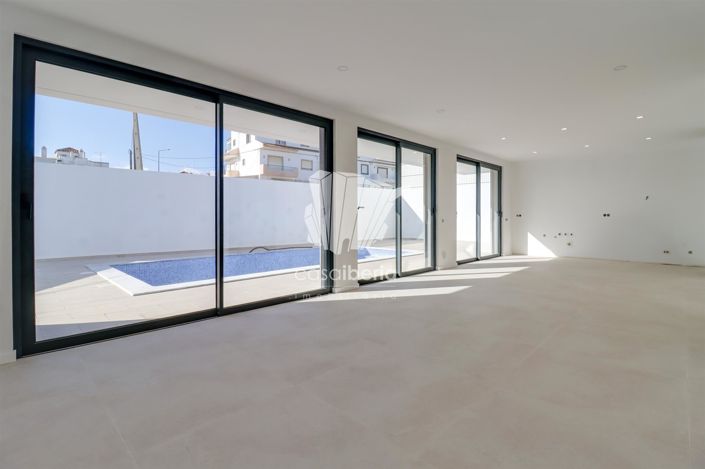 Image No.8-Maison de 4 chambres à vendre à Lagoa